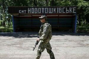 В районе села Новотошковское террористы пытались прорваться через украинский блокпост