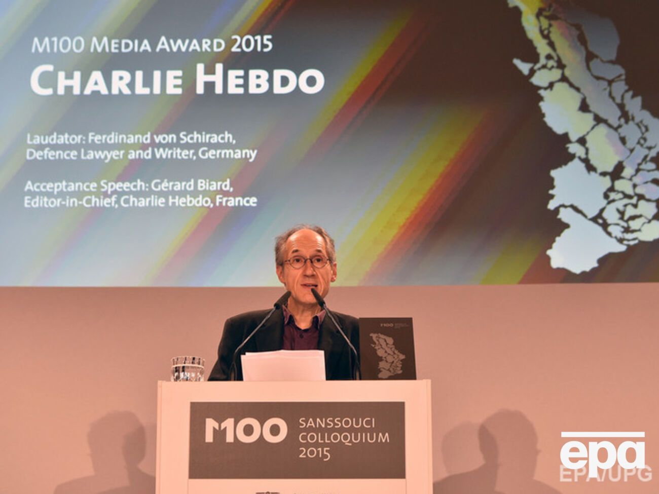 Charlie Hebdo заявили, что разделяют боль жертв теракта