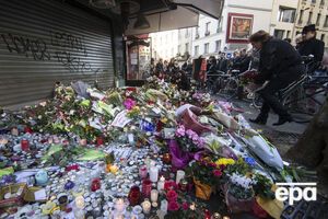 Во Франции объявлен траур по погибшим в серии парижских терактов 13 сентября