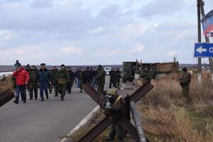 Сегодня из плена боевиков освобождены два представителя службы по чрезвычайным ситуациям