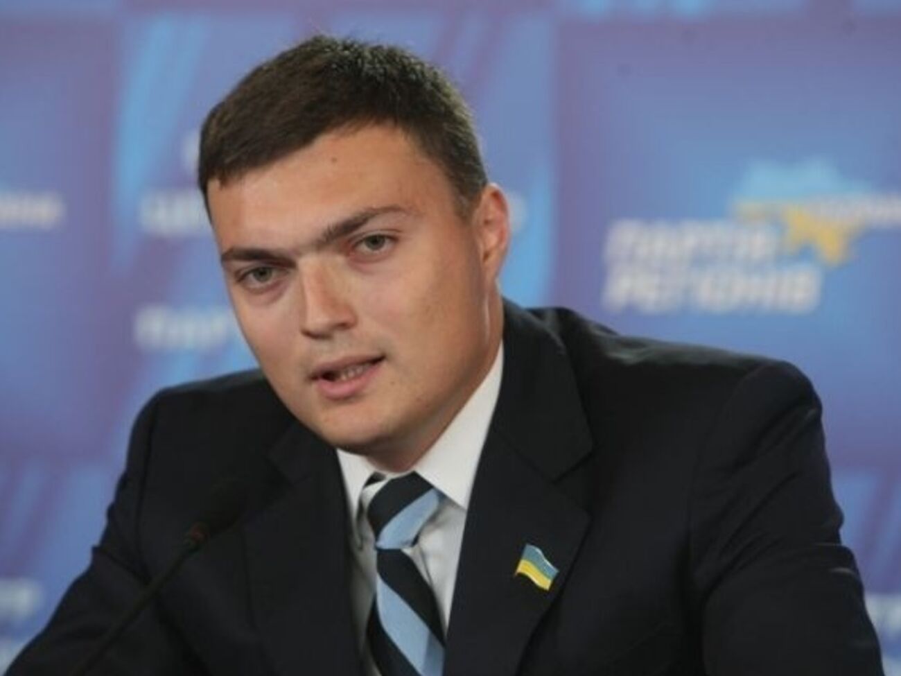 Дятлов поздравил оппонента с победой на выборах