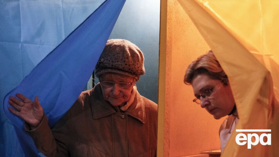 Снижение явки во втором туре не может трактоваться как факт снижения общественной легитимности результатов волеизъявления или роста недоверия граждан к институту выборов, считают в "Опоре"