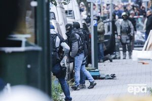 На улицах Брюсселя десятки полицейских с оружием и в масках