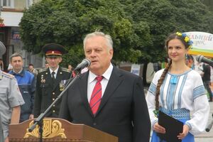 За действующего мэра Ровно проголосовали две трети избирателей