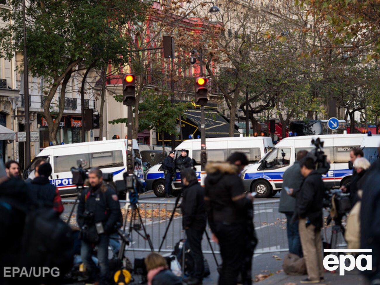 Мать одного из парижских террористов считает стресс причиной его поступка
