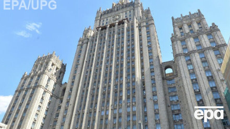 В МИД РФ прорабатывают вопрос о запрете россиянам поездок в Европу
