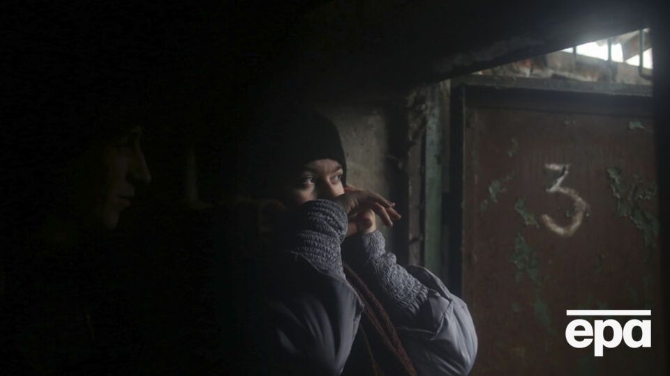В Донецке слышны выстрелы и взрывы