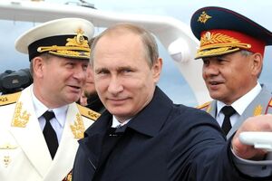 Путин ввел в действие план обороны РФ на период c 2016 по 2020 год