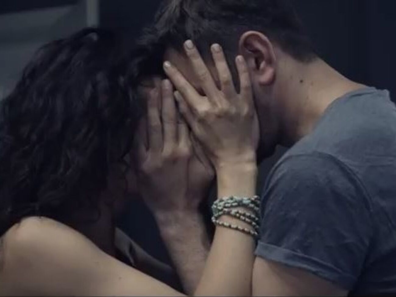 Фильм "Вернись" посвящается женщинам и мужчинам Украины