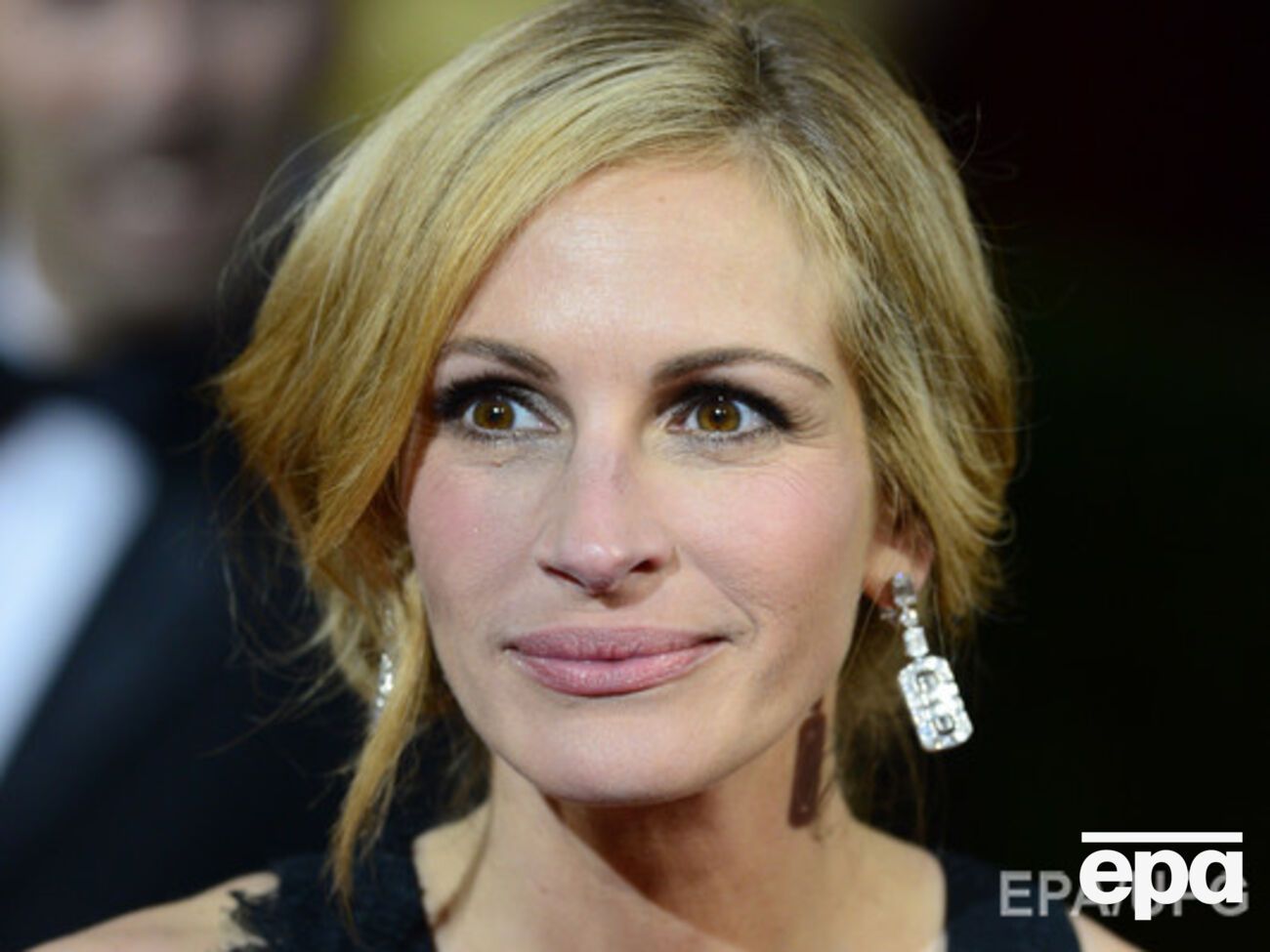 Прежде чем стать кинозвездой номер один, Робертс продавала гамбургеры. Впрочем, и в этой профессии достигла высот, справляясь с заказом за одну минуту