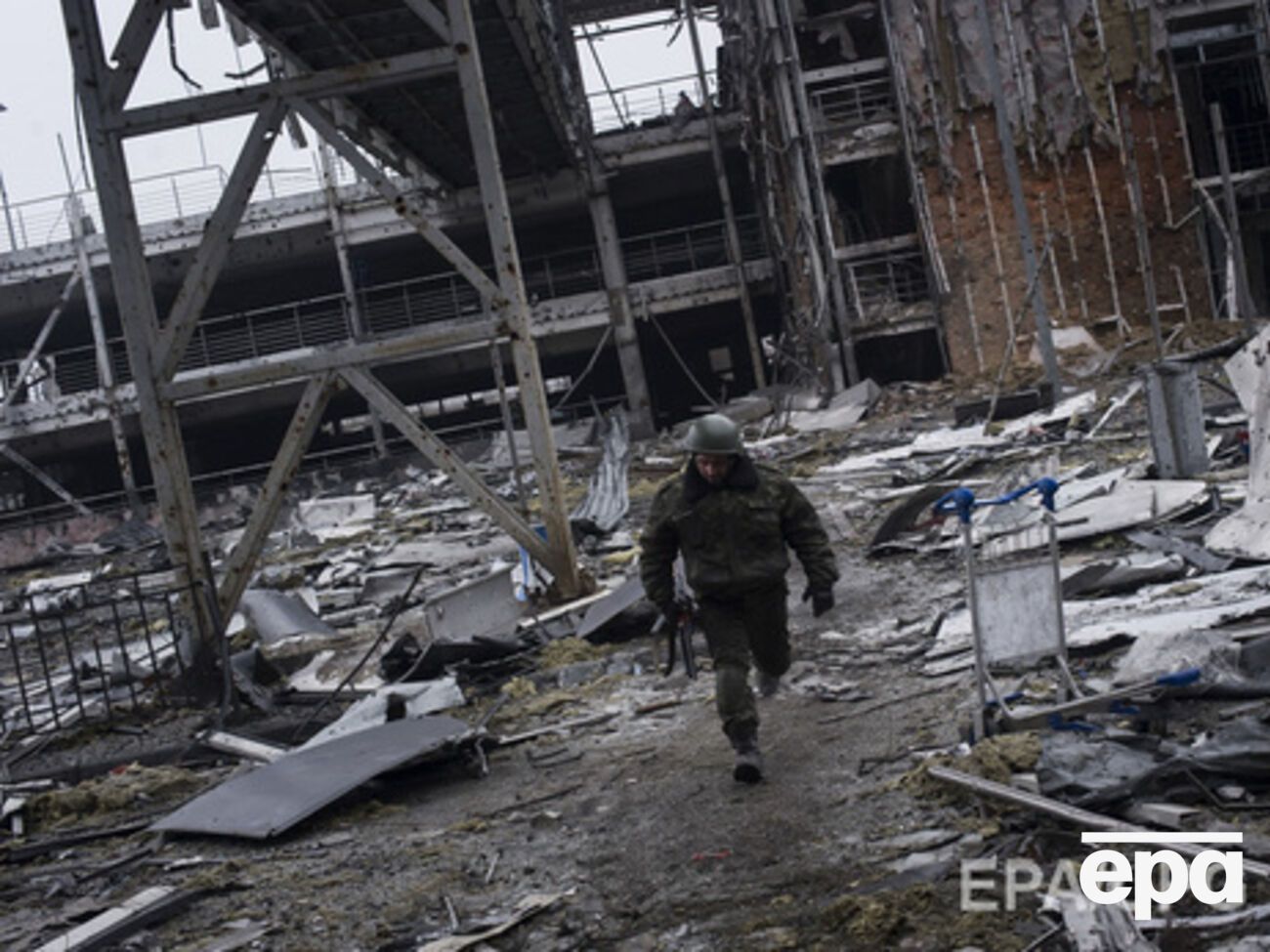 Под Донецком продолжаются обстрелы