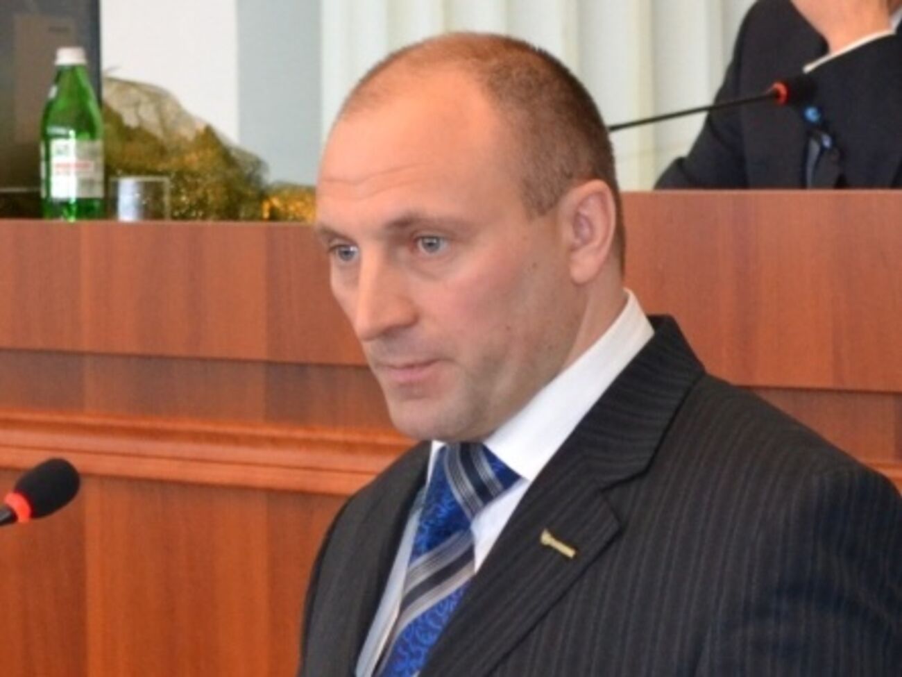 В Черкассах кандидат от "Батьківщини" обогнал действующего мэра