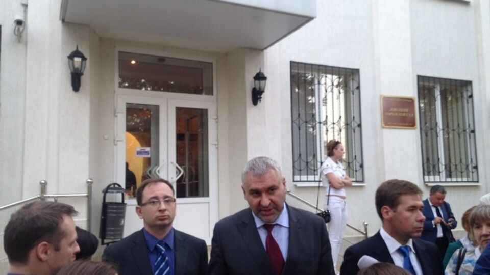 Адвокаты Савченко считают суд фарсом и не боятся угроз