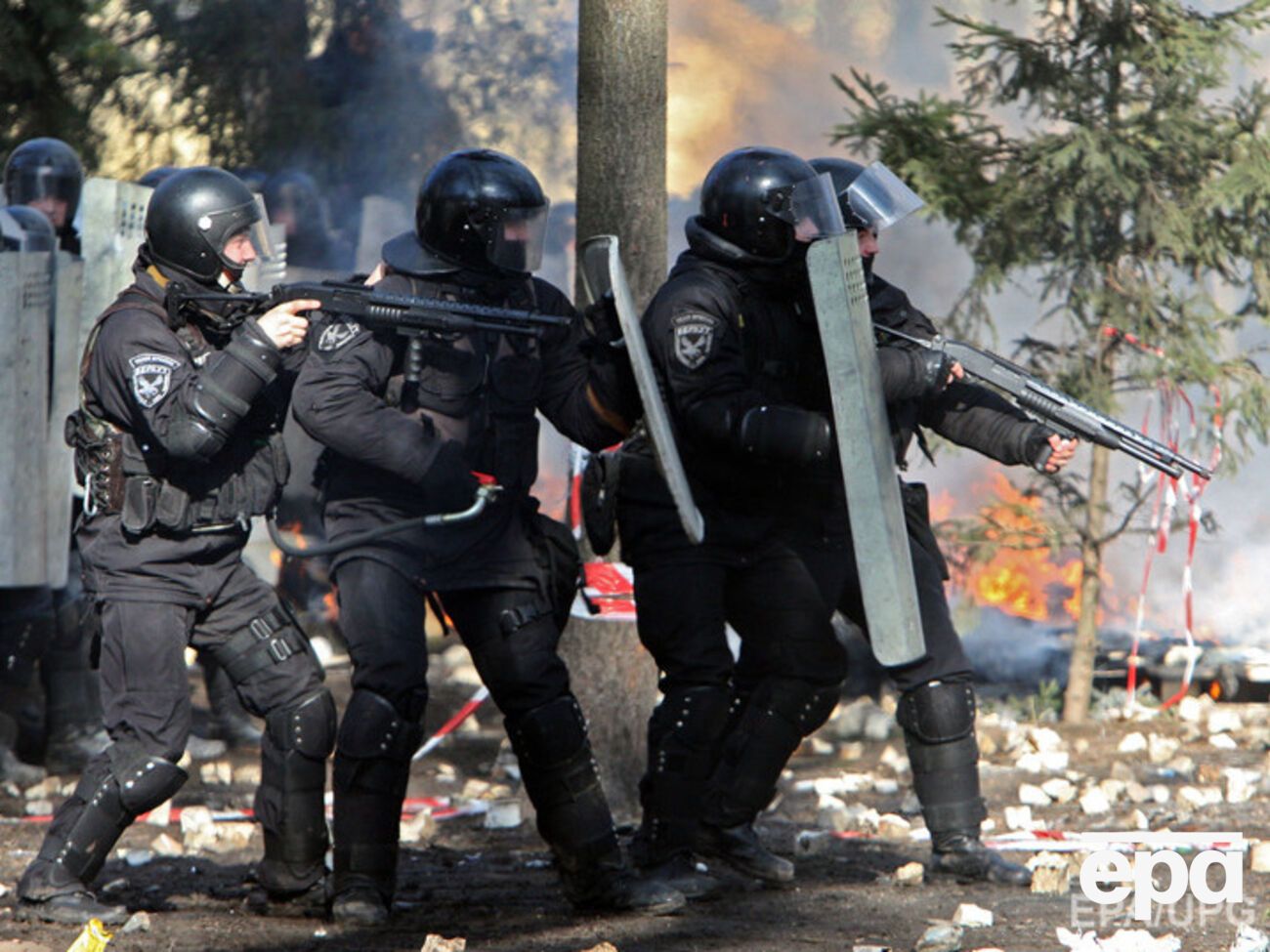 18 февраля 2014 года милиция открыла стрельбу по участникам акций протеста из огнестрельного оружия