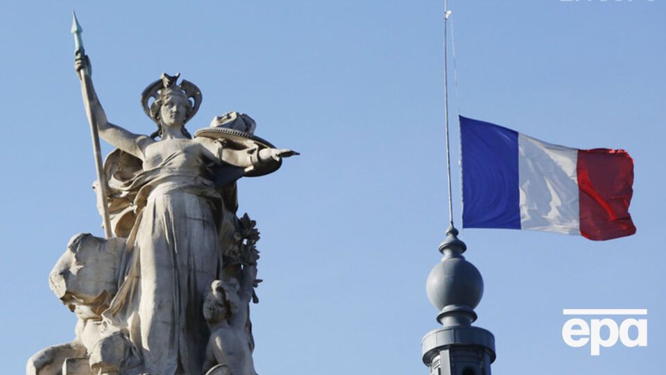 Продление ЧП во Франции рассмотрит Сенат