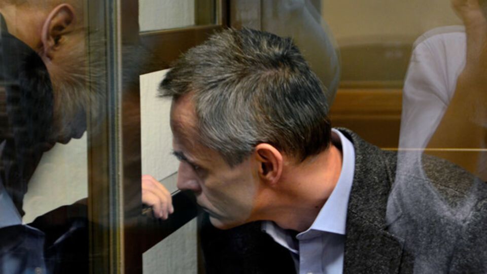 Специалиста по лазерной технике в России осудили за госизмену