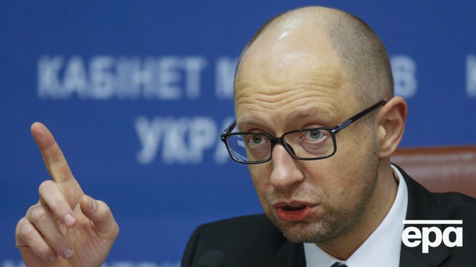 Яценюк заявил, что за 10 лет Украина должна отказаться от российского газа