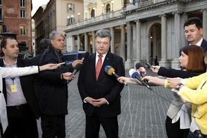 Порошенко заявил, что Италия поддерживает Украину в вопросах безопасности, экономики и политики