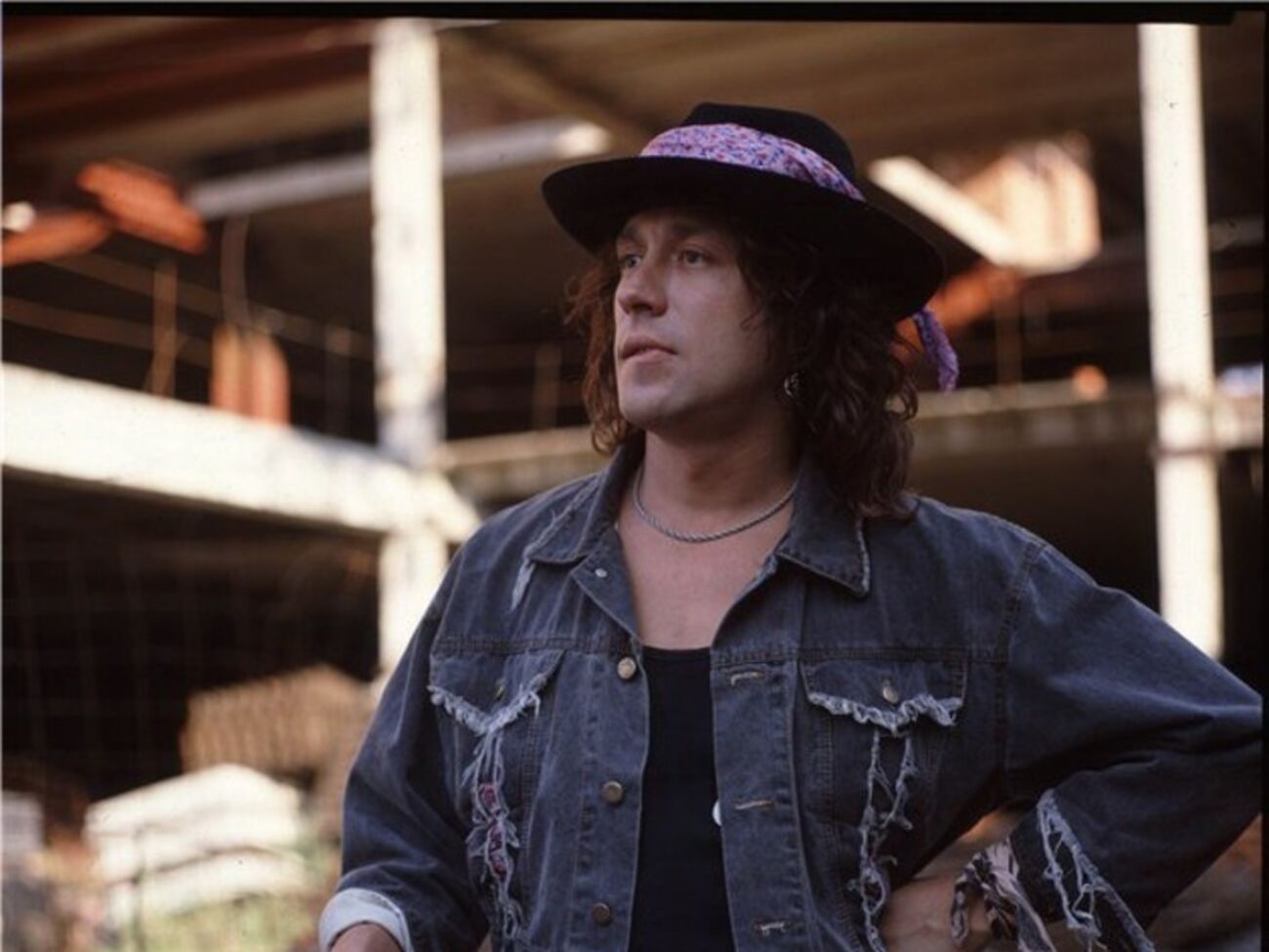 Поклонники Кузьмина не выдержали его пения