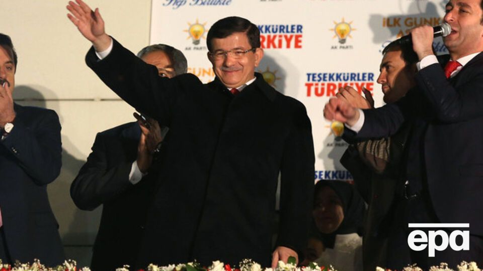 Премьер Турции заявил о победу своей партии на выборах