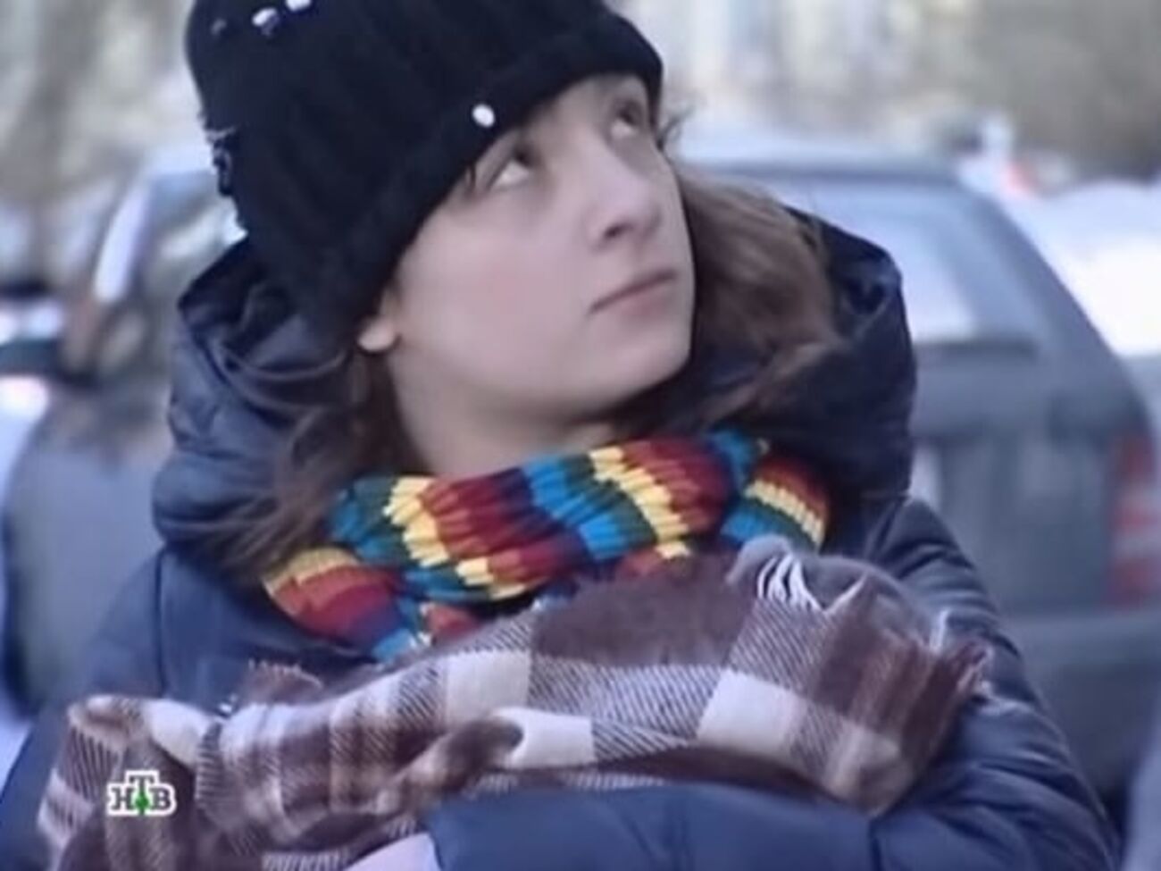 Евгения Порошенко в 2012 году исполнила роль в сериале о специальном отделе милиции, использующем в расследованиях овчарку Мухтара