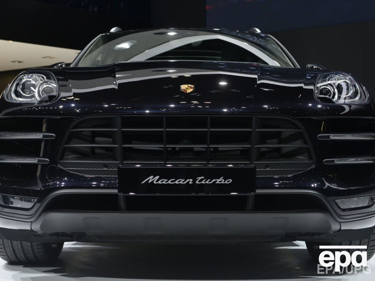 Porsche отзывает тысячи автомобилей