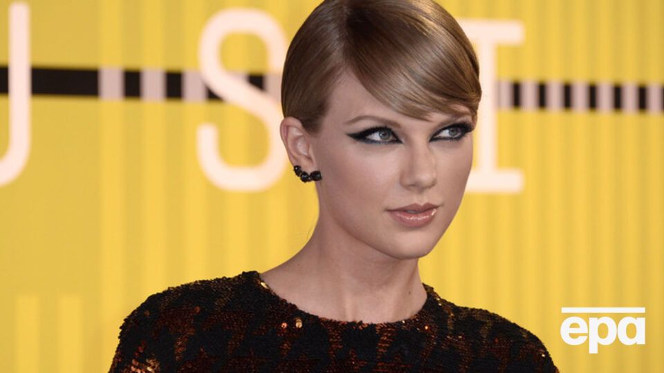 Грэхэм утверждает, что фразы, которые поет в припеве Свифт, написал он