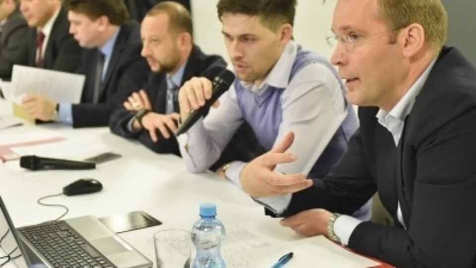 ФФУ: УЕФА показал Украине "желтую карточку"