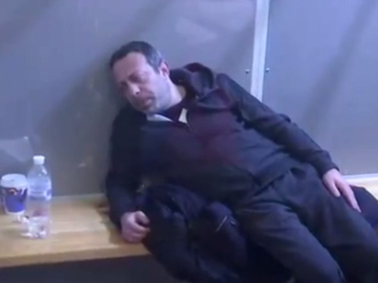 Корбан почувствовал недомогание в зале суда