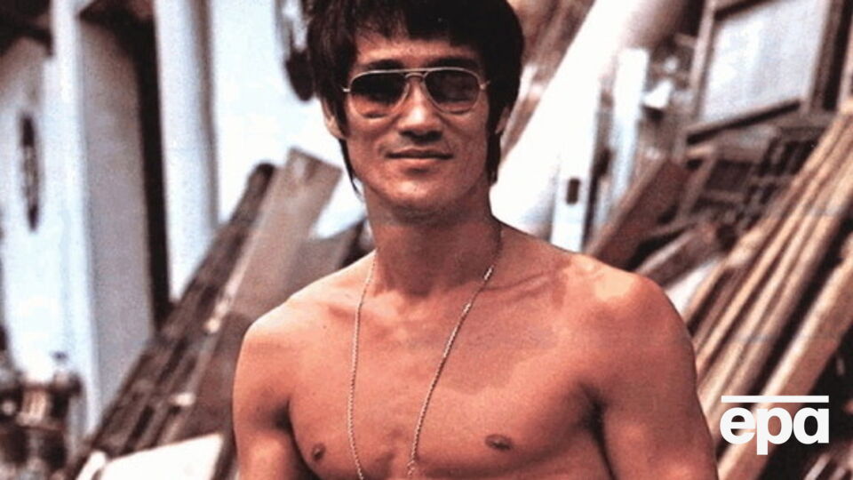 В биографическую ленту о Брюсе Ли, возможно, включат вымышленные сцены