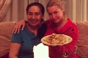 Волочкова --- китайскому доктору Си: Я тебя обожаю!