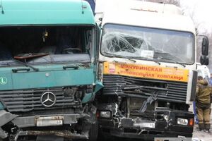 Возможно, виновник аварии под Тверью уснул за рулем