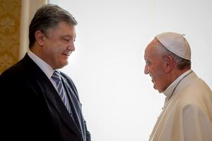 Папа Римский пообещал приехать в Украину