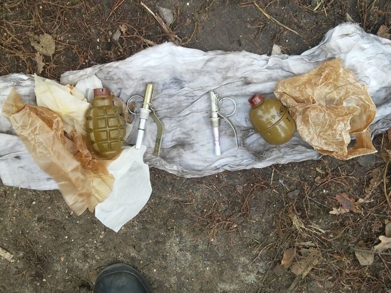 Боеприпасы, конфискованные у боевика