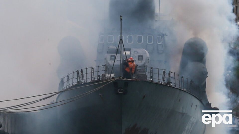 Российский флот проведет маневры у берегов Ливана