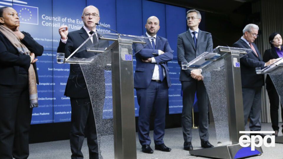 Министр юстиции Франции Кристиан Тобира, глава МВД Франции Бернар Казнев, вице-премьер Люксембурга Этьен Шнайдер, министр юстиции Люксембурга Феликс Браз, комиссар ЕС Димитрис Аврамопулос и комиссар ЕС Вера Йоурова