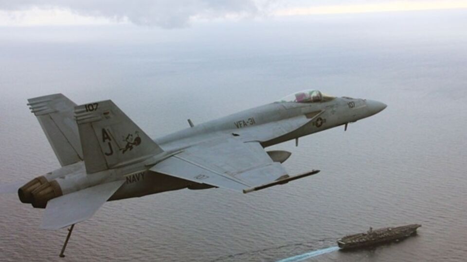 Новые самолеты повысят огневую мощь британских авианосцев