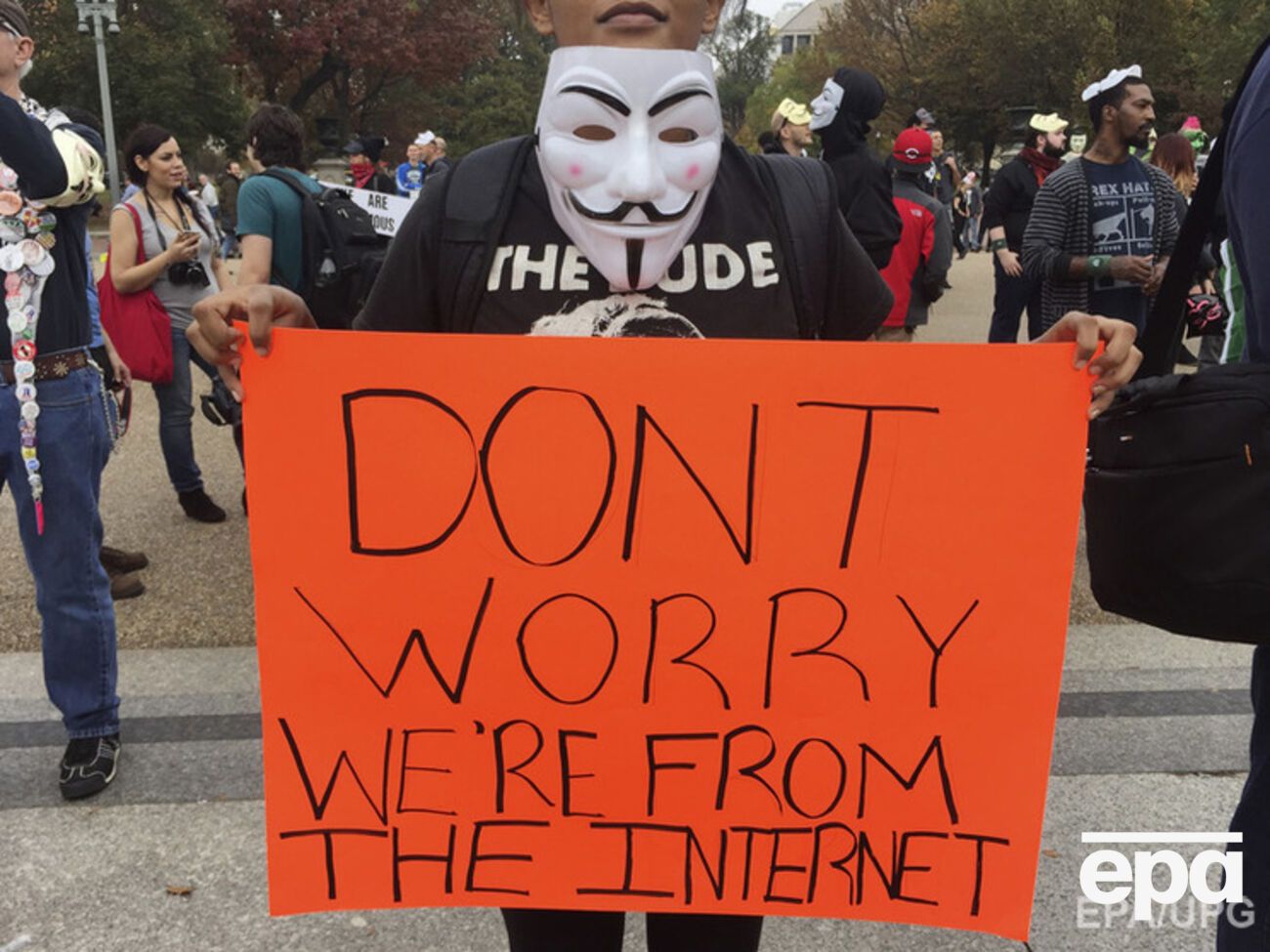 Хакеры заявили, что хотят деморализовать ИГИЛ