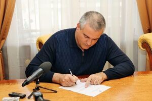 Аксенов назначил 23 ноября нерабочим днем в связи с введением чрезвычайной ситуации