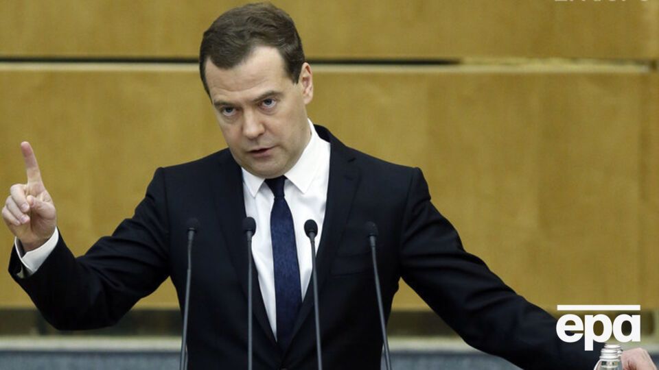 Медведев считает США виновными в усилении "Исламского государства"