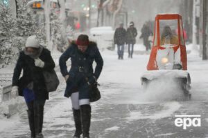 В Чикаго прошел сильнейший за 100 лет снегопад. Видео