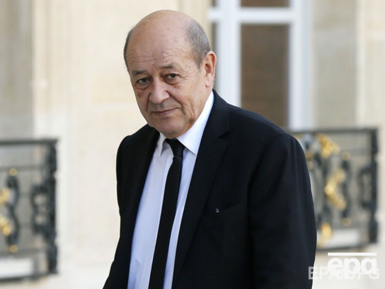 Ле Дриан призвал уничтожить "Исламское государство"