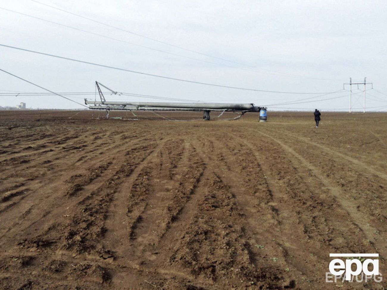 Без Украины проблемы с электричеством у Крыма продлятся минимум до 2017 года