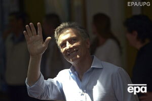 Оппозиционер победил на выборах президента Аргентины с отрывом в 8% голосов