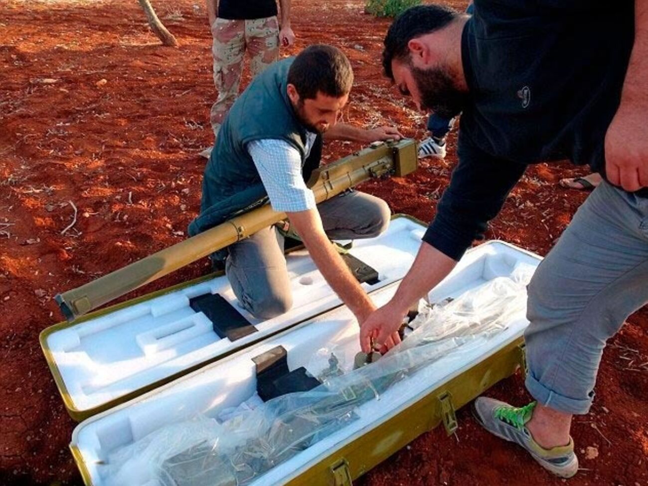 Силовики Януковича помогли РФ придумать правдоподобную "дезу" про продажу Украиной оружия ИГИЛ, рассказали разведчики