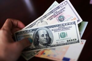 За рубежом заблокированы 250 млн долларов иностранных активов чиновников времен Януковича