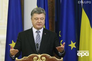 Порошенко поручил прекратить сообщение с Крымом