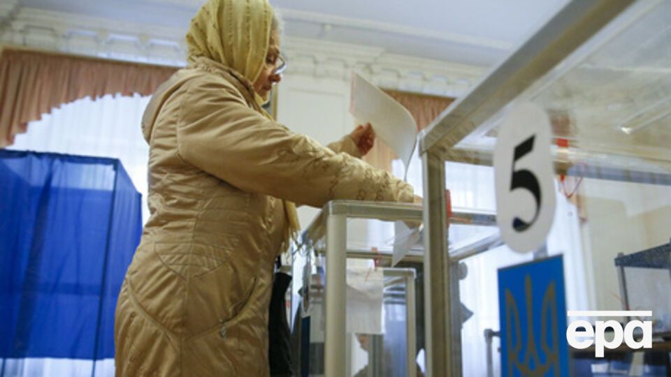 Двум жителям Краматорска грозит уголовное преследование за кражу избирательных бюллетеней