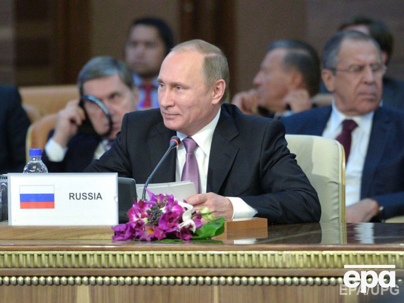 Российские авиаудары в Сирии не будут вечными, отметил Путин