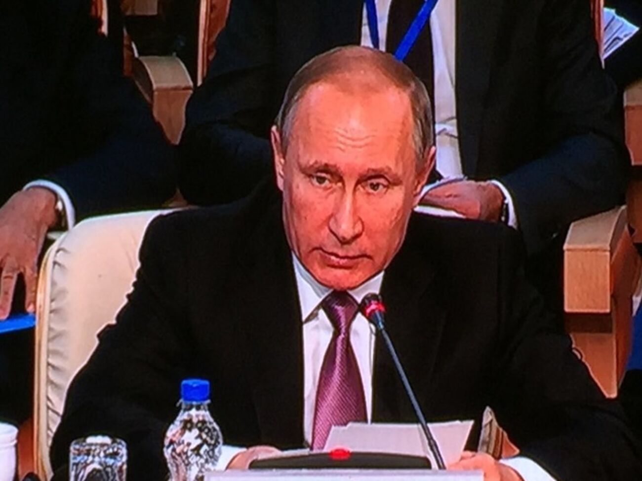 Путину пришлось прервать выступление, чтобы дождаться переводчика